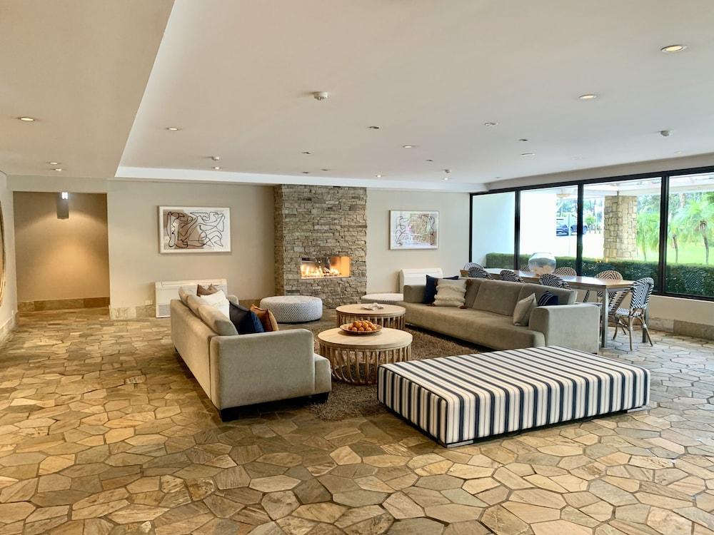 Waves Byron Bay Hotel Екстериор снимка